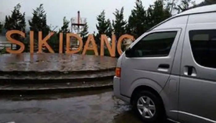 Rental mobil Purwokerto ke Dieng menuju kawasan wisata Kawah Sikidang