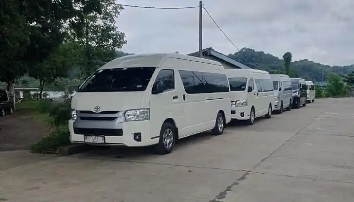 Rental Hiace Purwokerto Hens Transport untuk perjalanan rombongan